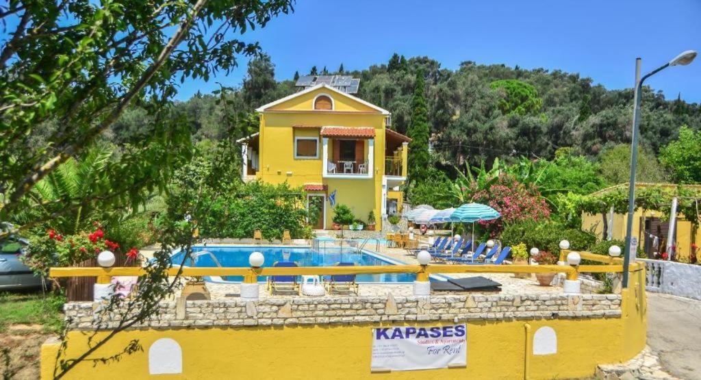 Kapases Studios & Apartment *