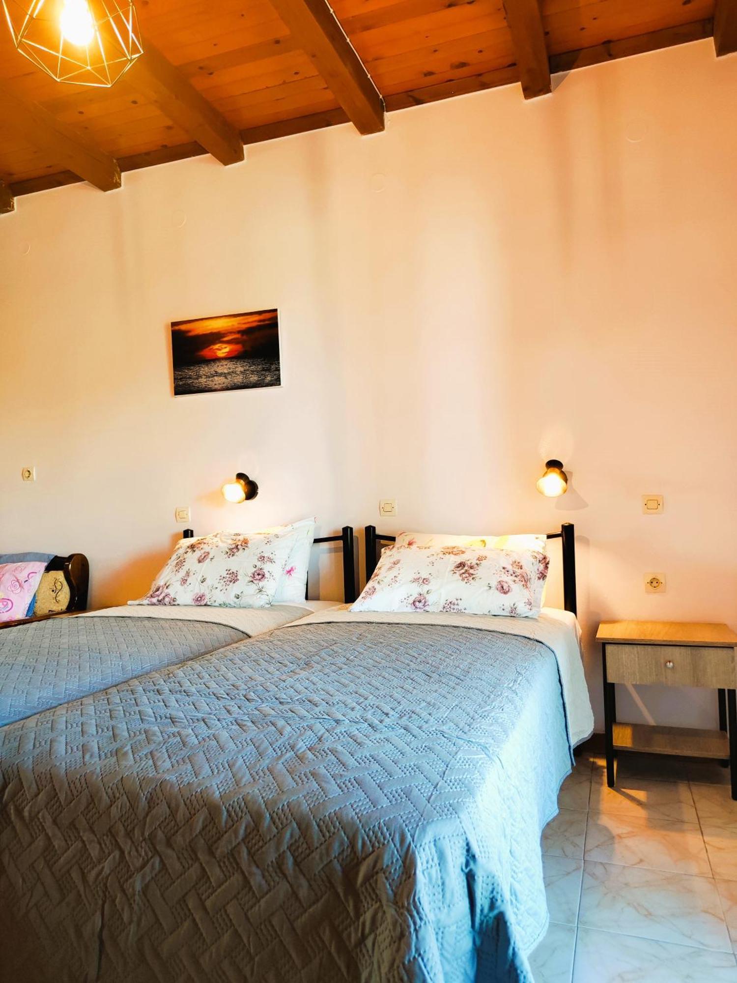 Apartment Kapases Studios & Peroulades (Corfu)