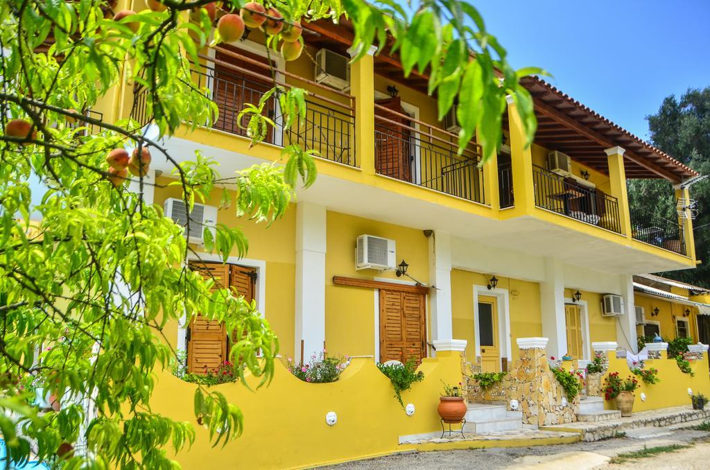 Kapases Studios & * Peroulades (Corfu)