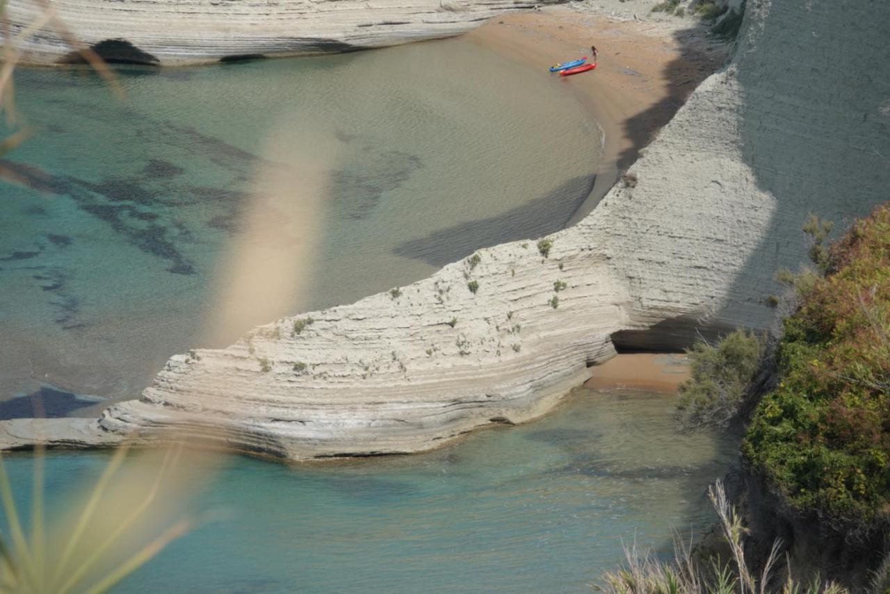 Kapases Studios & Apartment Peroulades (Corfu)