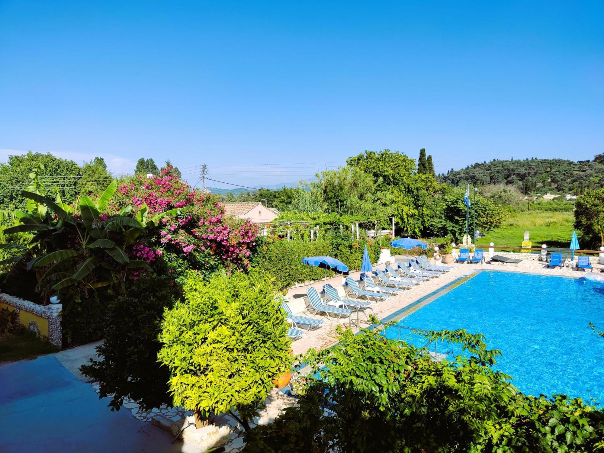 Apartment Kapases Studios & Peroulades (Corfu)