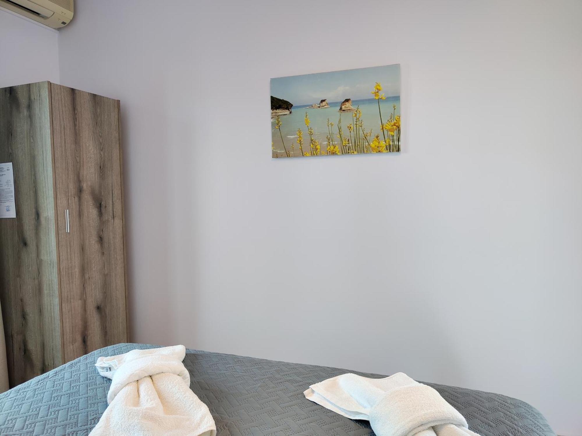 Kapases Studios & Apartment Peroulades (Corfu)
