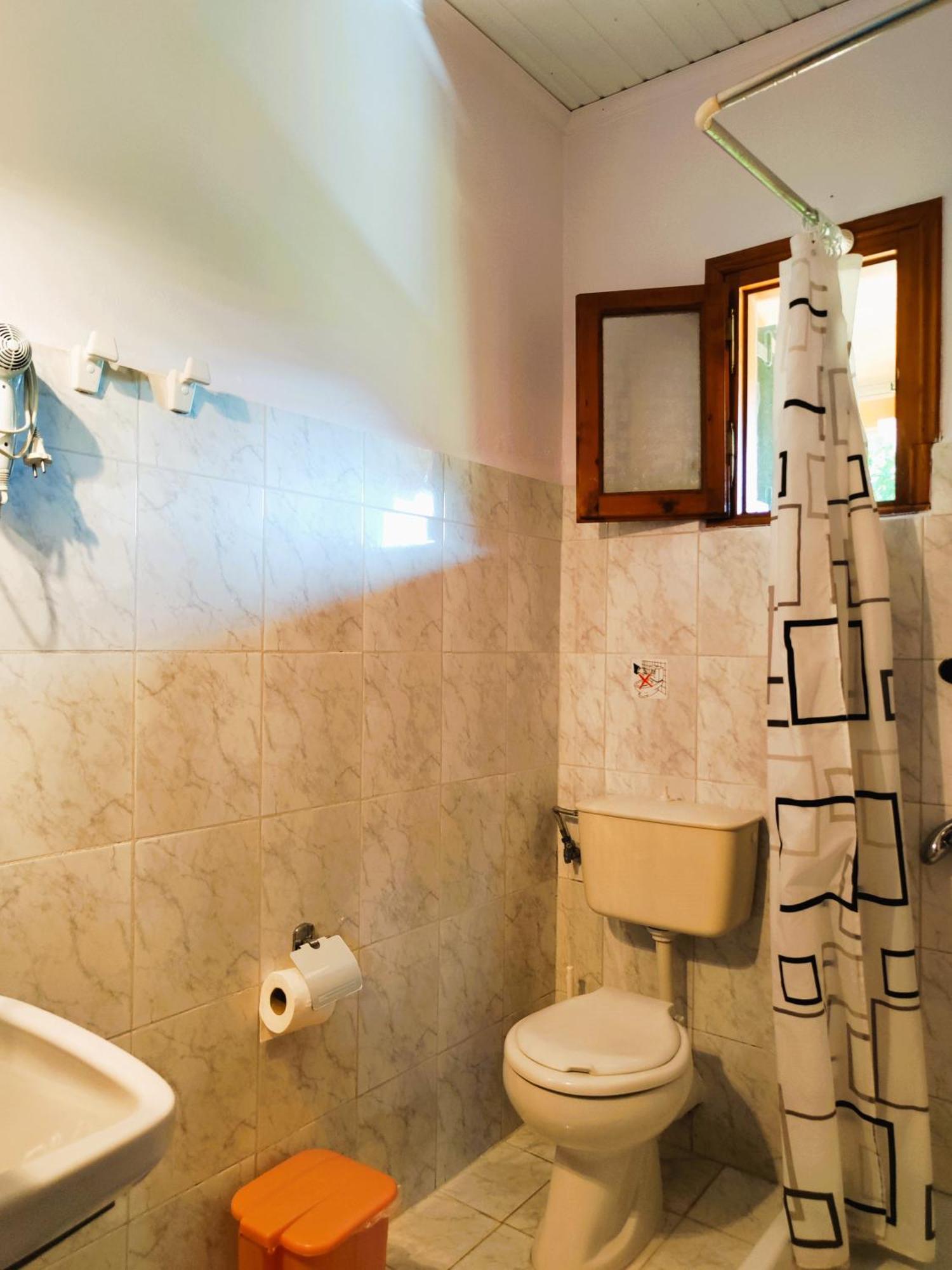Apartment Kapases Studios & Peroulades (Corfu)