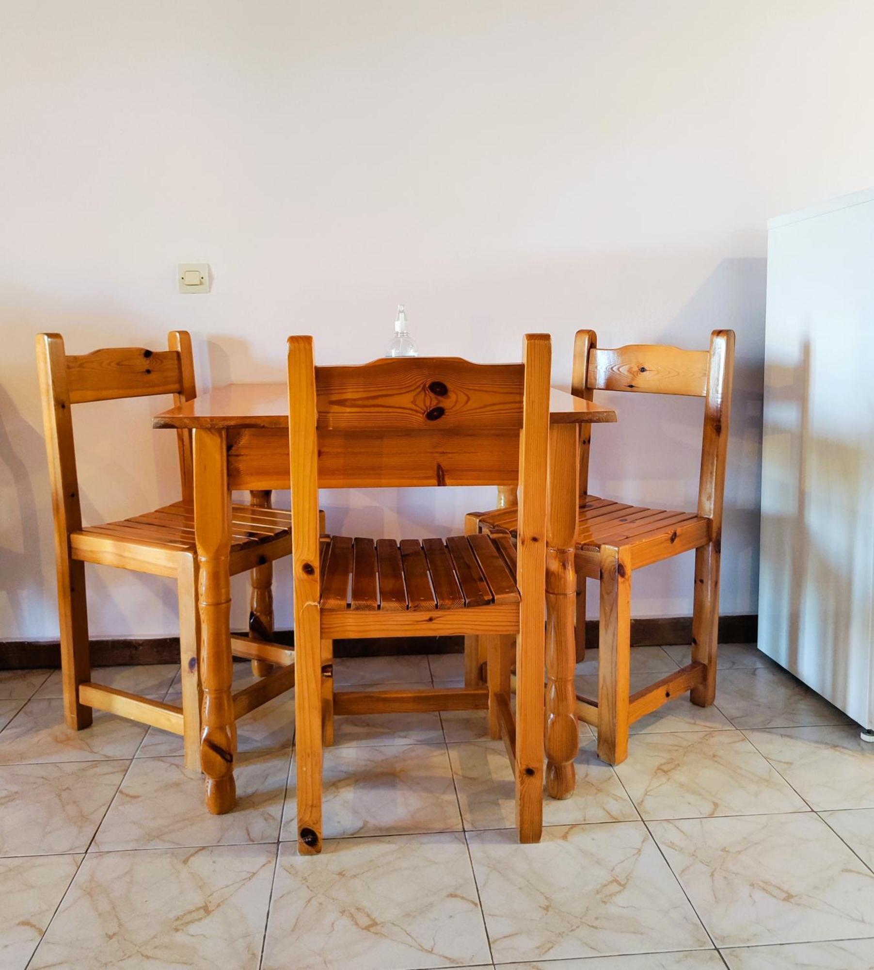 Kapases Studios & Peroulades (Corfu)